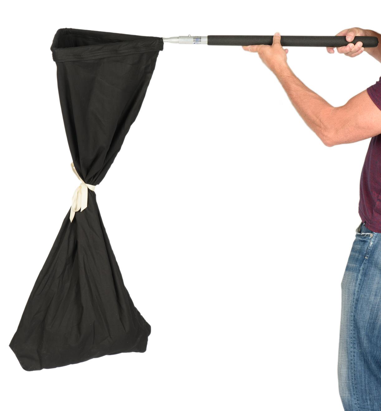 snake catching equipment